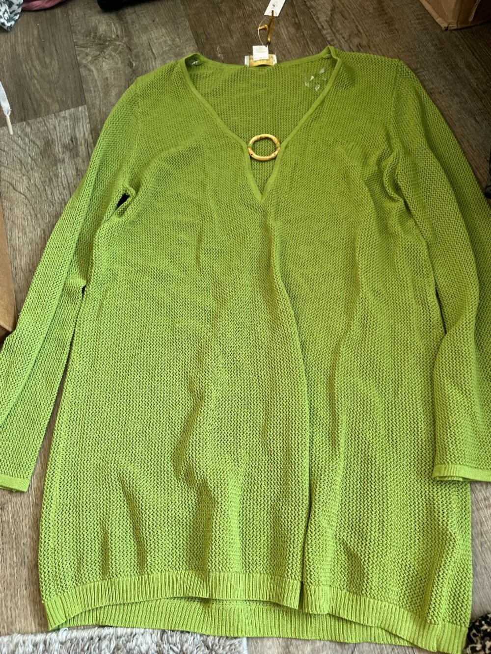 NWT HOUSE OF HARLOW COVER UPโ green size M